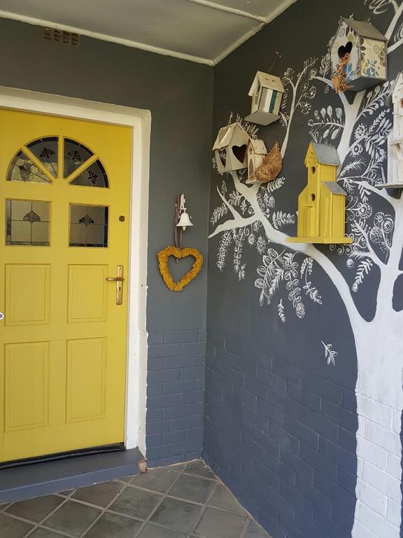 Yellow Door Apartment Bloemfontein Luaran gambar